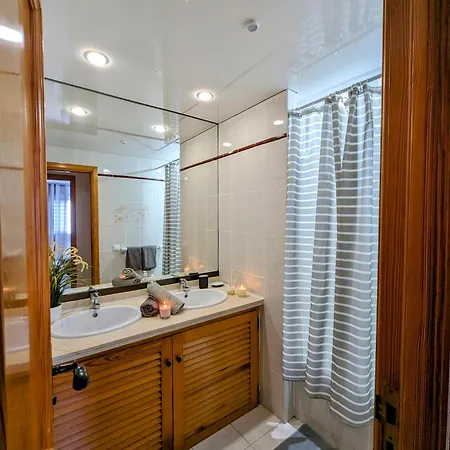 In Club Paraiso Ocean View, Wi-fi Daire Playa Paraiso (Tenerife)